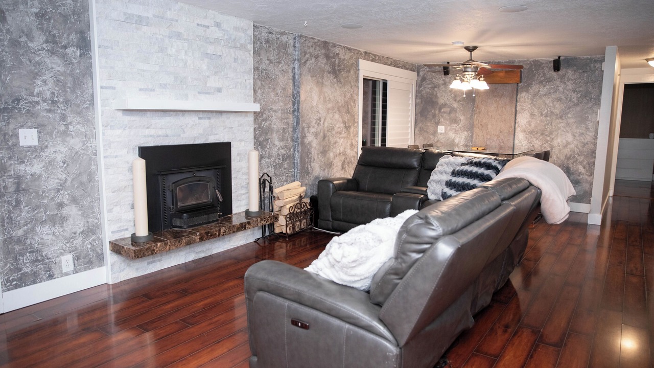 Photo of Livingroom in Sandy