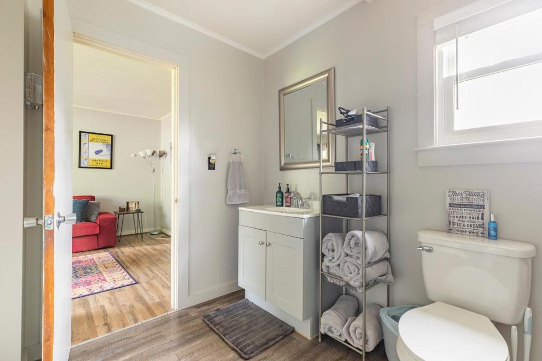 Photo of Others in Jay