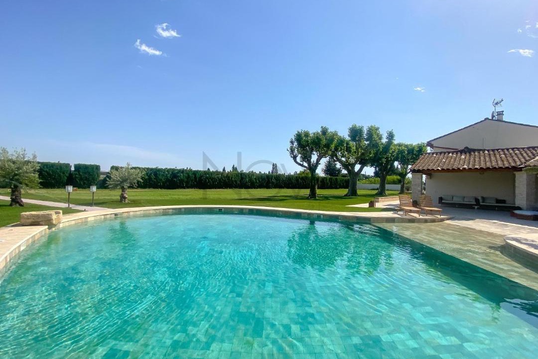 Photo of Outdoor in Cavaillon