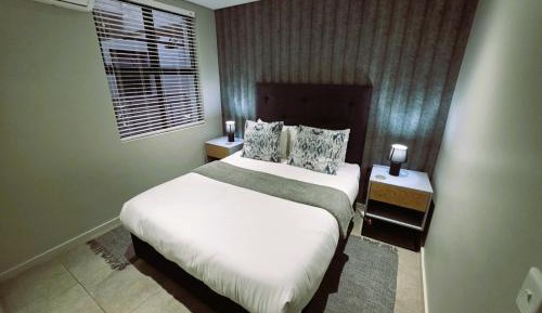 Superior One-Bedroom Apartment with Balcony