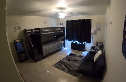 Uvalde House | Relax in a serene 2-bd home with a cowboy pool, in the countryside of Uvalde.