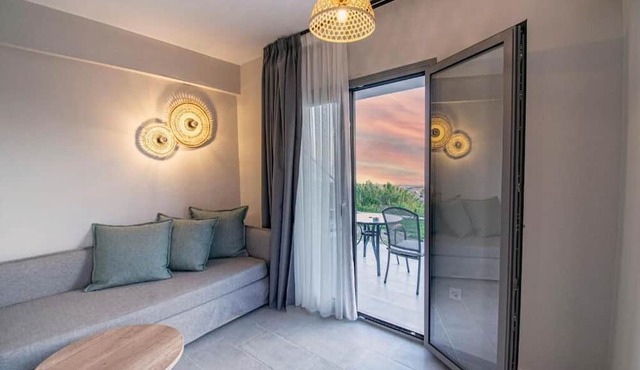 HERACLEA SUITES in Nea Propontida