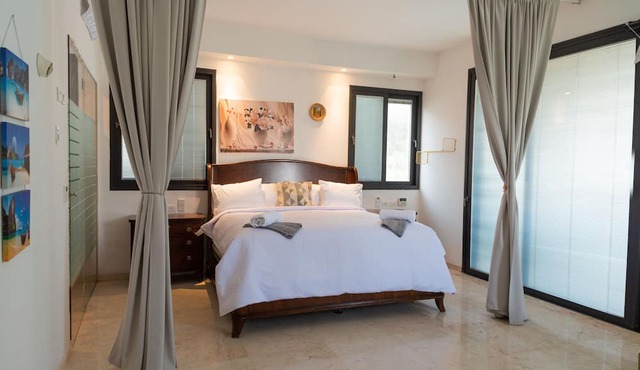 Grace Holon Villa & Pool in Holon