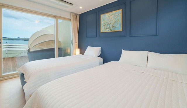 Tongyeong Areubyu Pool Villa in Tongyeong