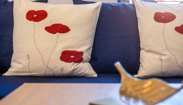 Bright House with Warm and Friendly Vibes in Valencia
