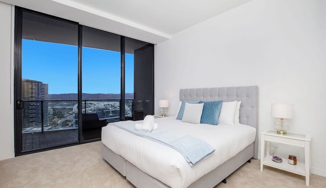Breathtaking Ocean Views Sub-Penthouse 46th floor in Broadbeach