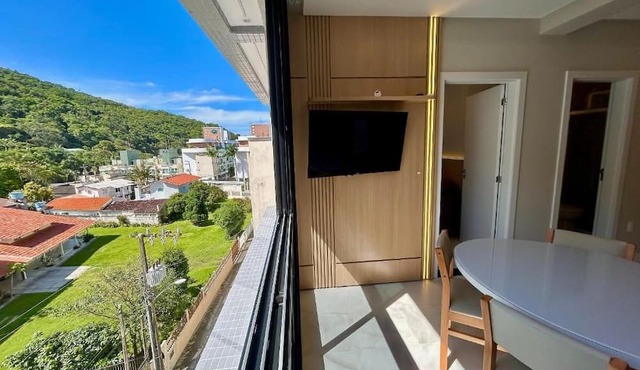 Mirante do Oceano guesthouse, 70 meters from the beach, with a heated pool. in Bombinhas