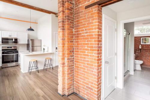 Jennifer's Historic Loft Glass Bedroom in Providence