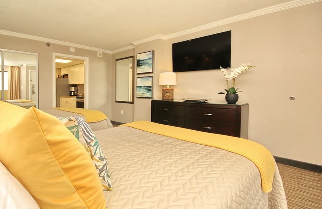 Caravelle Resort 